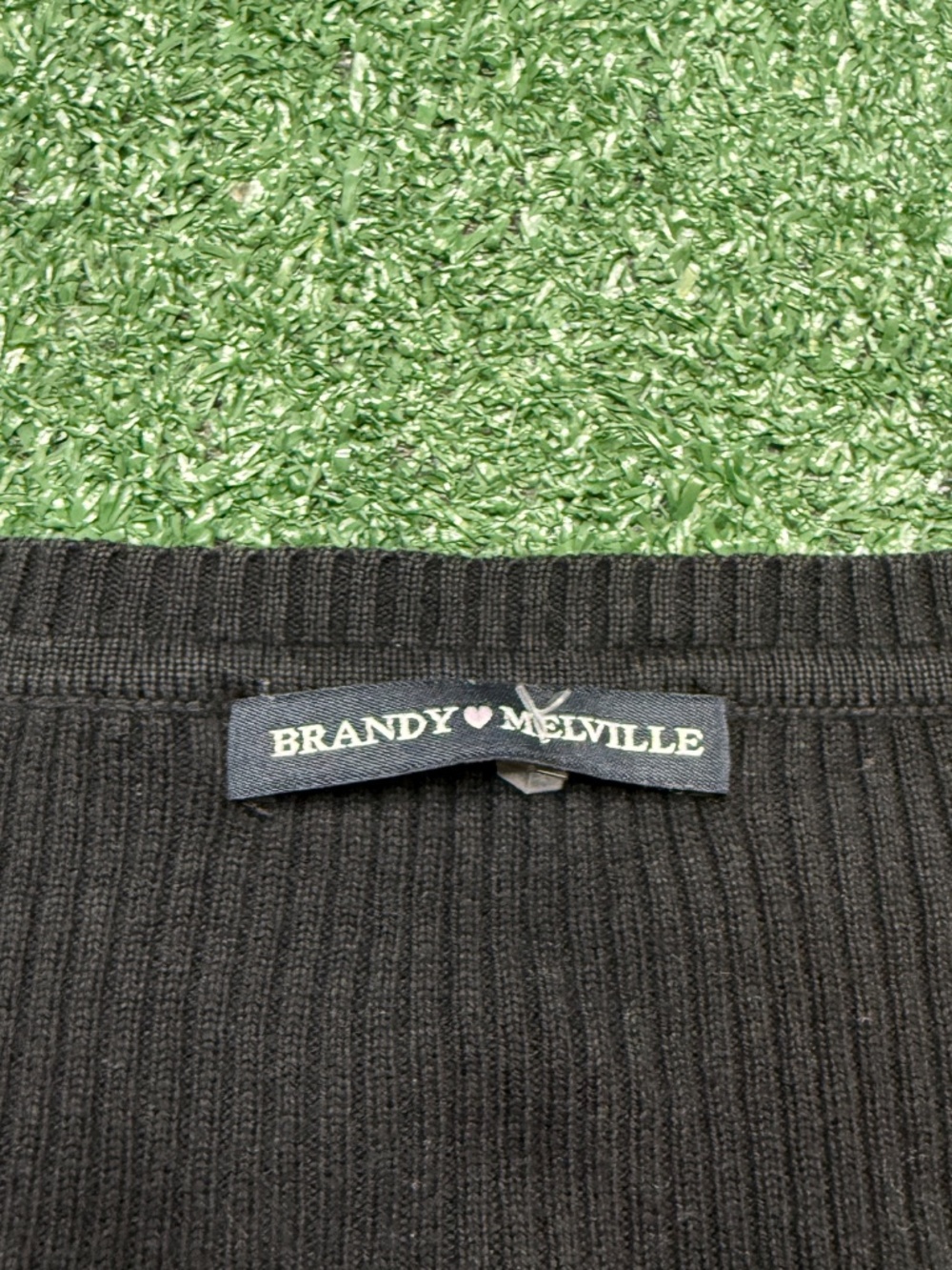 Brandy Melville T Shirt Women's Size M Black Long Sleeve Stretch Baby Doll Crop - Picture 2 of 6